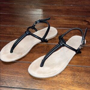 LC Lauren Conrad Black T-Strap Sandals with Beige Footbed